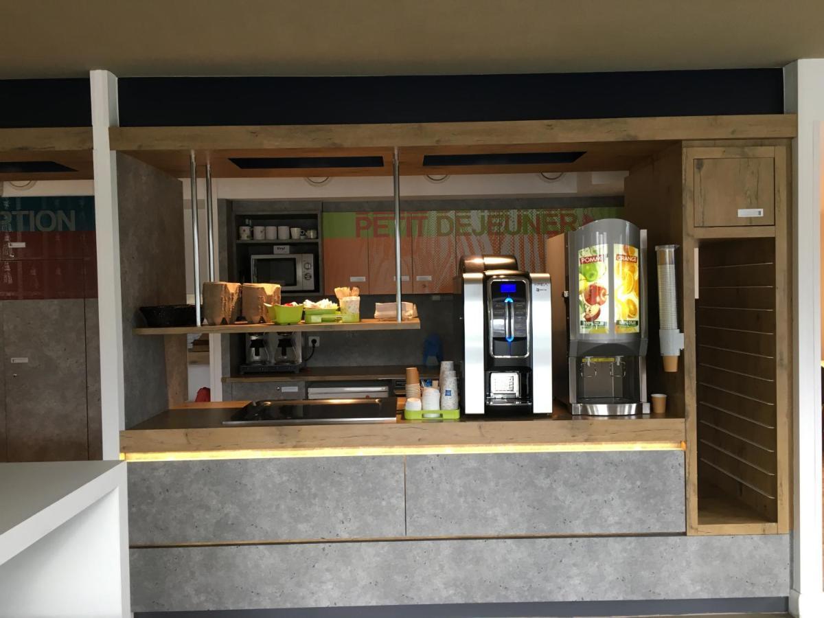 Ibis Budget Rochefort Esterno foto