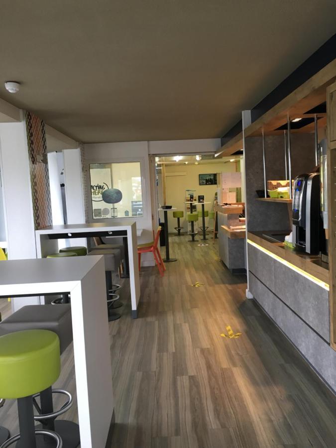 Ibis Budget Rochefort Esterno foto