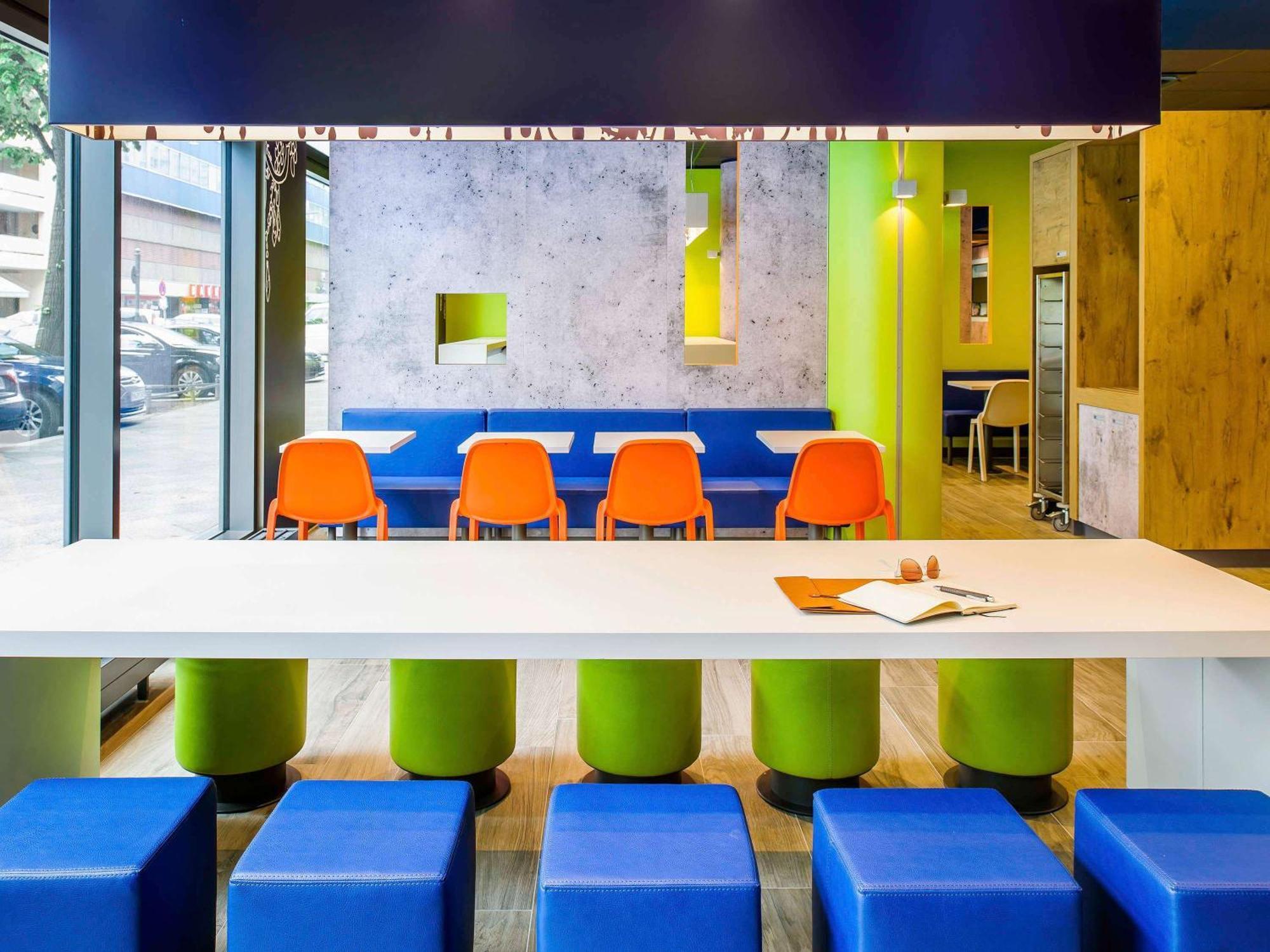 Ibis Budget Rochefort Esterno foto